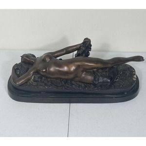 Femme Piquee Par Un Serpent Bronze Statue Eduardo Rossi Signed Women Laying Nude